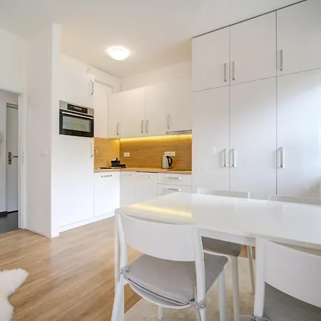 Urban By Homester