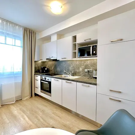 Urban By Homester Apartmán *