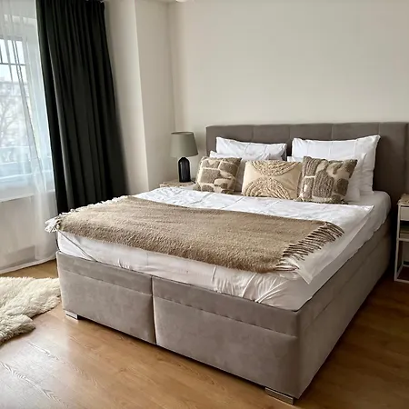 Urban By Homester Apartmán *